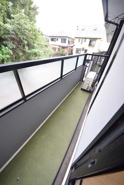 バルコニー　♪お布団が難なく干せるバルコニー！♪