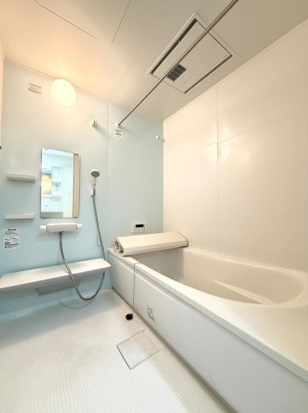 バス・シャワールーム　追い焚き機能付き