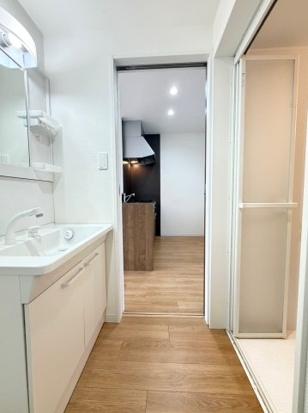 洗面設備　洗髪洗面化粧台