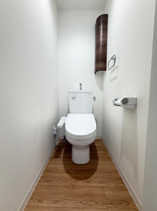 トイレ　温水洗浄暖房便座