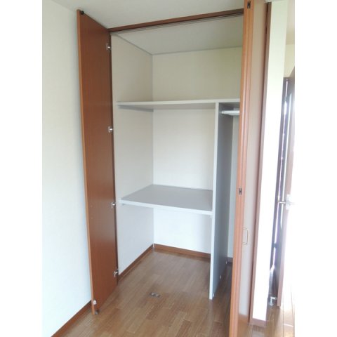 収納　たっぷりとした収納スペースです