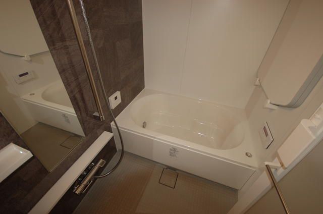 バス・シャワールーム　日々の暮らしに欠かせないお風呂です