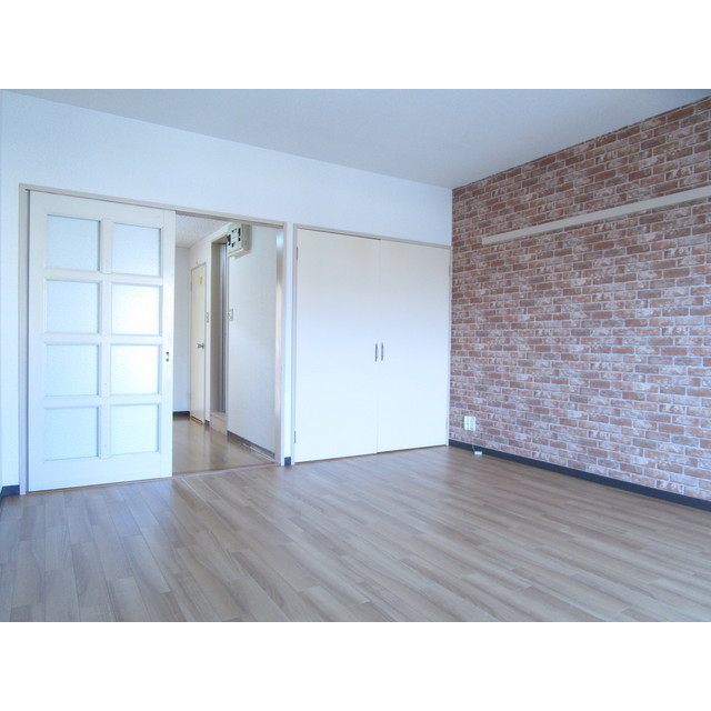 居室・リビング　洋室8.6畳