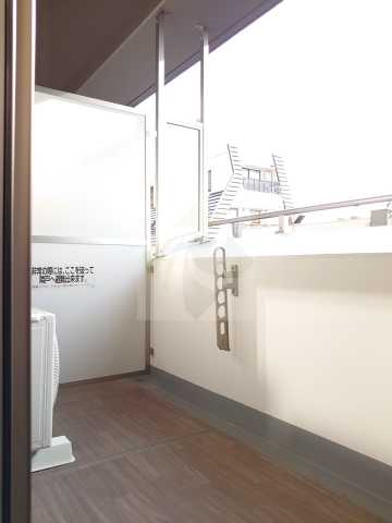 バルコニー　別部屋の参考写真です