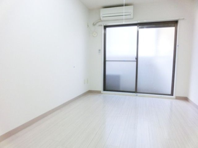 居室・リビング　洋室7.3帖