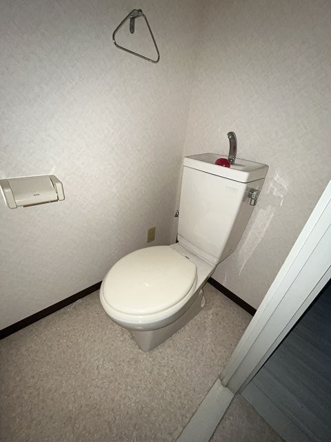 トイレ　シンプルで使いやすいトイレです