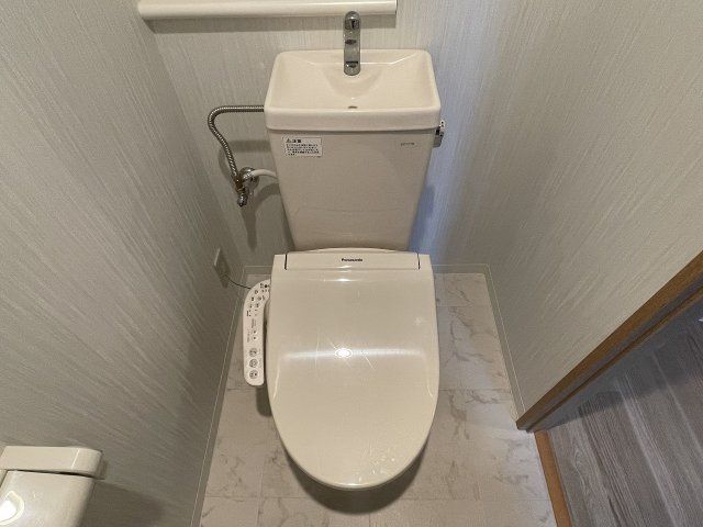 トイレ　※別室参考写真です。