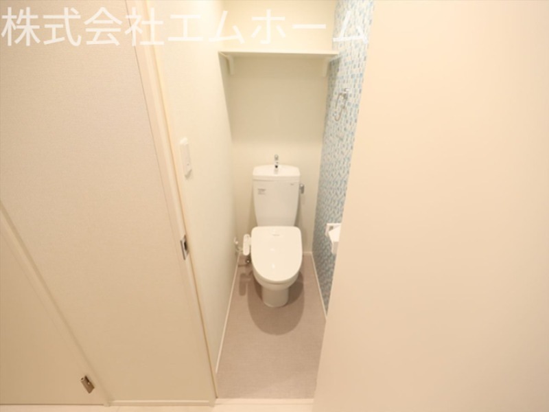 トイレ　温水洗浄暖房便座付トイレ