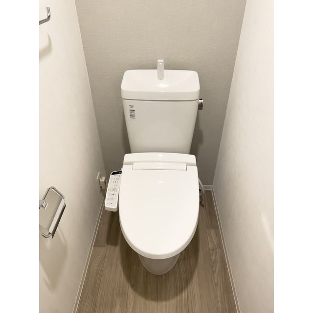 トイレ　別号室参考写真