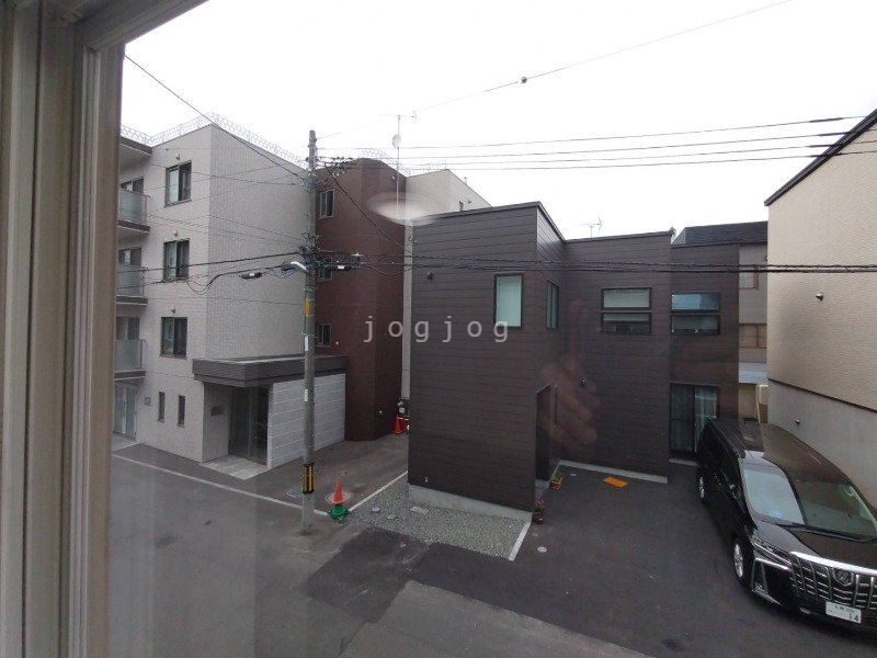 眺望　窓も大きくて眺望も良いです。