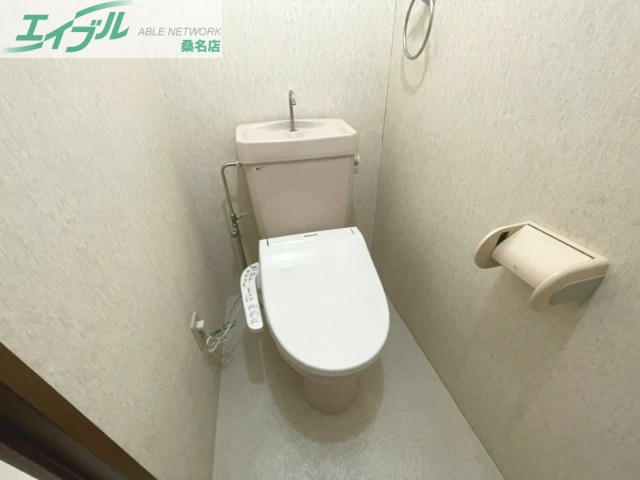 トイレ　別部屋同タイプ