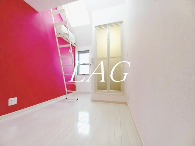居室・リビング　洋室のお部屋です。