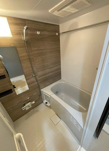 バス・シャワールーム　別部屋参考写真