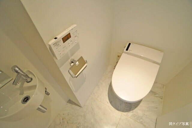 トイレ　ゆったりとした空間のトイレです