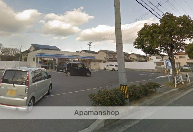 コンビニ　ローソン三原明神南店（コンビニ）まで332m