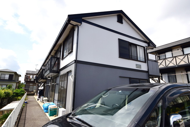 建物外観　～住環境良好ですっ～