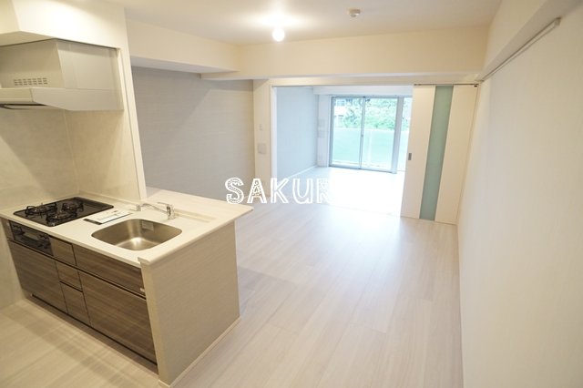 居室・リビング　開放感のあるゆったりとしたお部屋です♪
