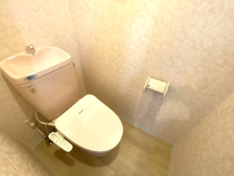 トイレ　トイレもキレイにお使い頂けます♪