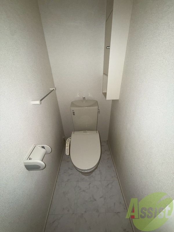 トイレ　トイレはウォシュレット付きです。シャワートイレは嬉しいですね