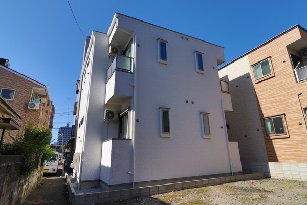 建物外観　帰りたくなるようなオシャレな物件です！