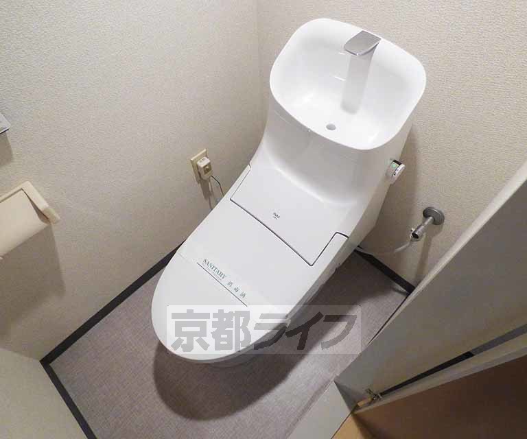 トイレ　清潔感のあるトイレです。