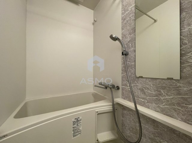 バス・シャワールーム　同マンション別部屋参考写真