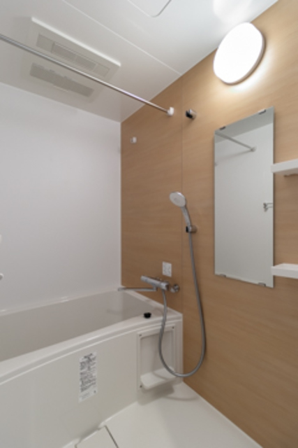 バス・シャワールーム　※写真は同タイプ住戸です。