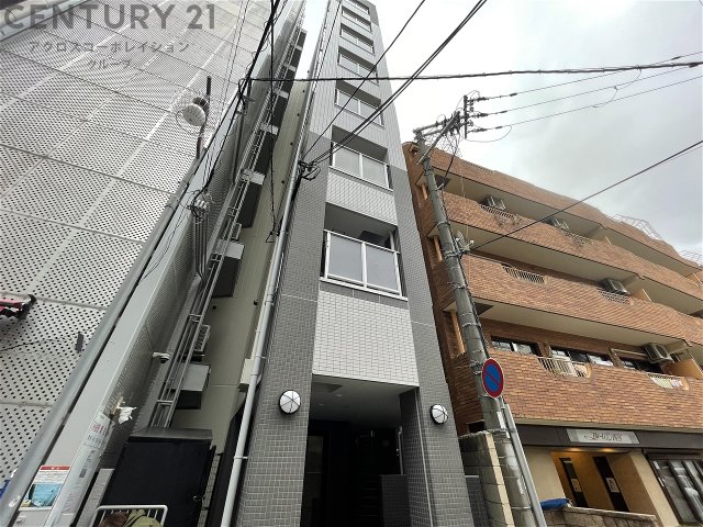 建物外観　モニター付きインターホンで安心です♪