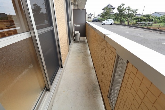 バルコニー　同施工会社の写真です。※現況優先