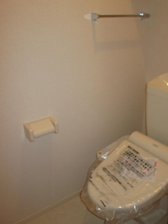 トイレ　掲載写真と実際のお部屋と異なる場合があります
