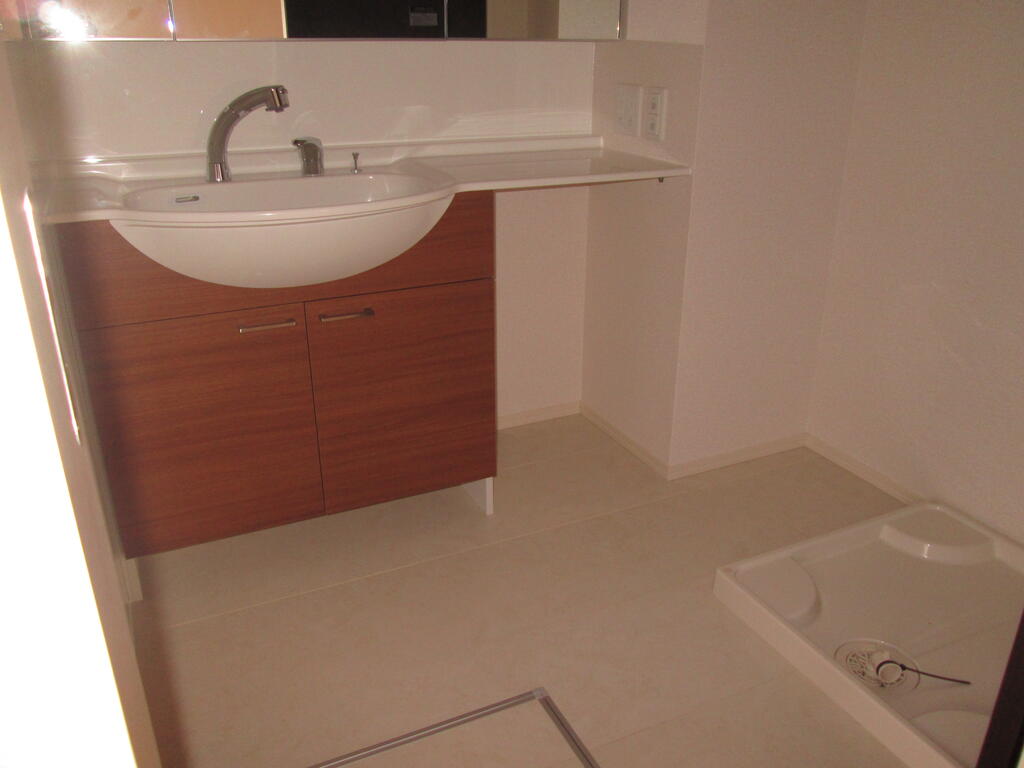 洗面設備　掲載写真と実際のお部屋と異なる場合があります