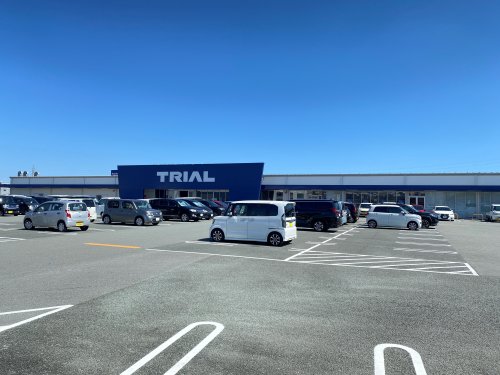 スーパー　スーパーセンタートライアル 津藤方店（スーパー）まで724m