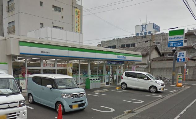 コンビニ　ファミリーマート清輝橋一丁目店（コンビニ）まで389m