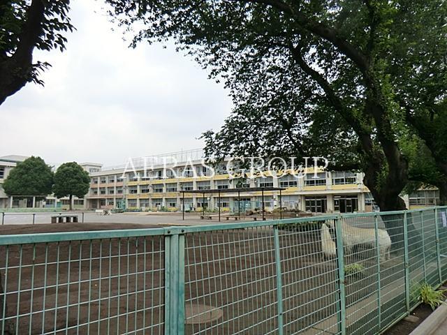 小学校　練馬区立谷原小学校（小学校）まで592m