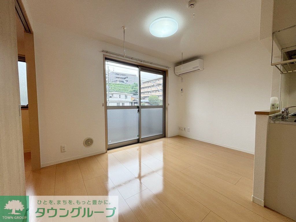 居室・リビング　★お部屋探しはタウンハウジング稲田堤店まで★
