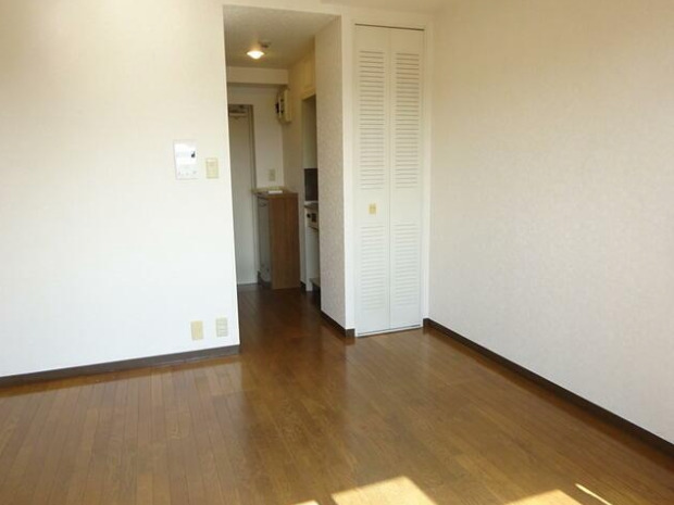 居室・リビング　別部屋参考写真