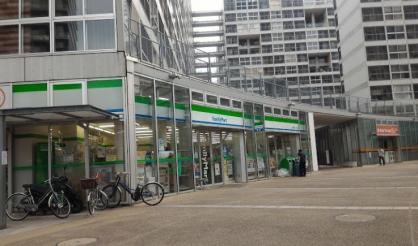 コンビニ　ファミリーマート江東東雲一丁目店（コンビニ）まで15m