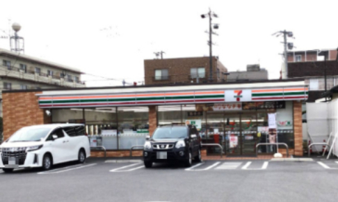 コンビニ　セブンイレブン 名古屋弥富通5丁目店（コンビニ）まで696m