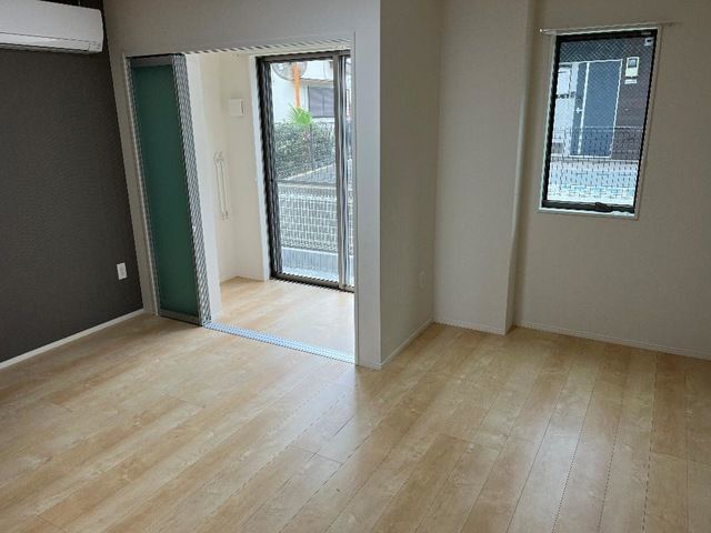 居室・リビング　施工が同じ会社の参考写真です