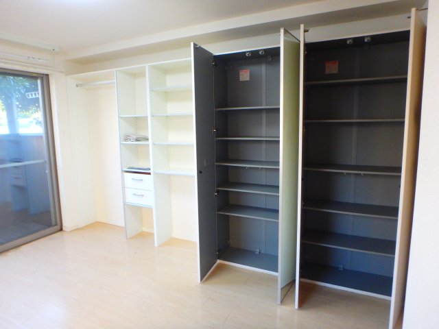 収納　他のお部屋の参考写真となります。