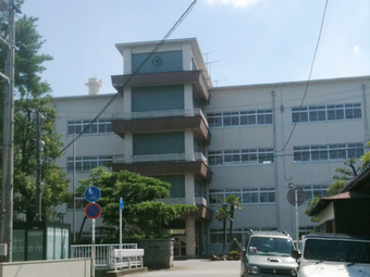 中学校　富山市立南部中学校（中学校）まで1940m
