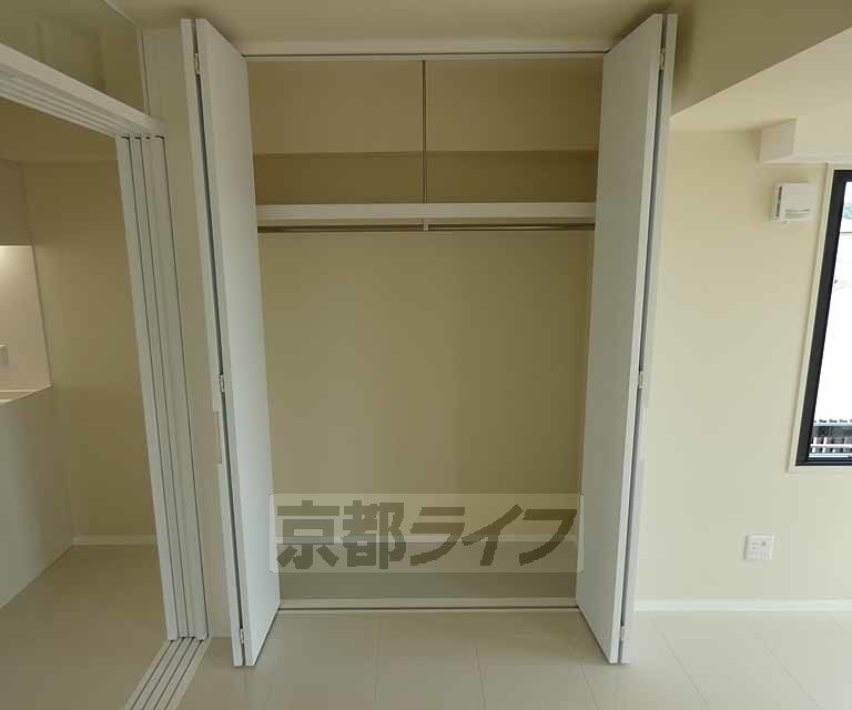 収納　洋室７．７８帖の収納