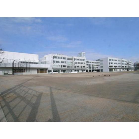 中学校　芝園中学校（中学校）まで1300m