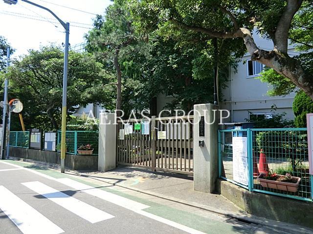 小学校　杉並区立永福小学校（小学校）まで987m