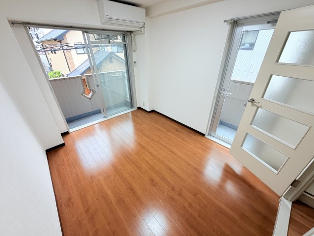 マシオン桜井の居間写真