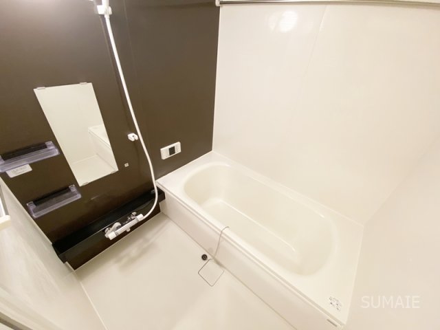 バス・シャワールーム　落ち着けるバスルーム！