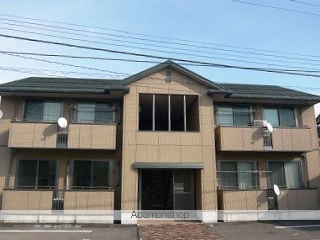 メゾンバリュージュA棟の外観写真