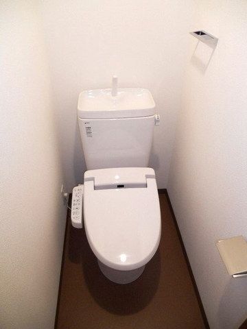 トイレ　★温水洗浄便座付きトイレ★