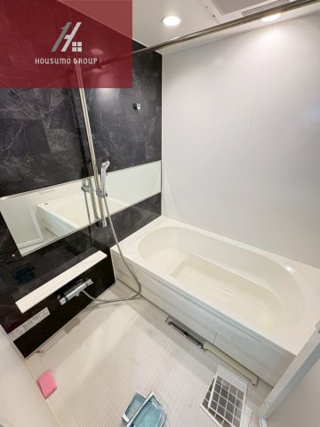 バス・シャワールーム　ゆったり過ごせるお風呂です