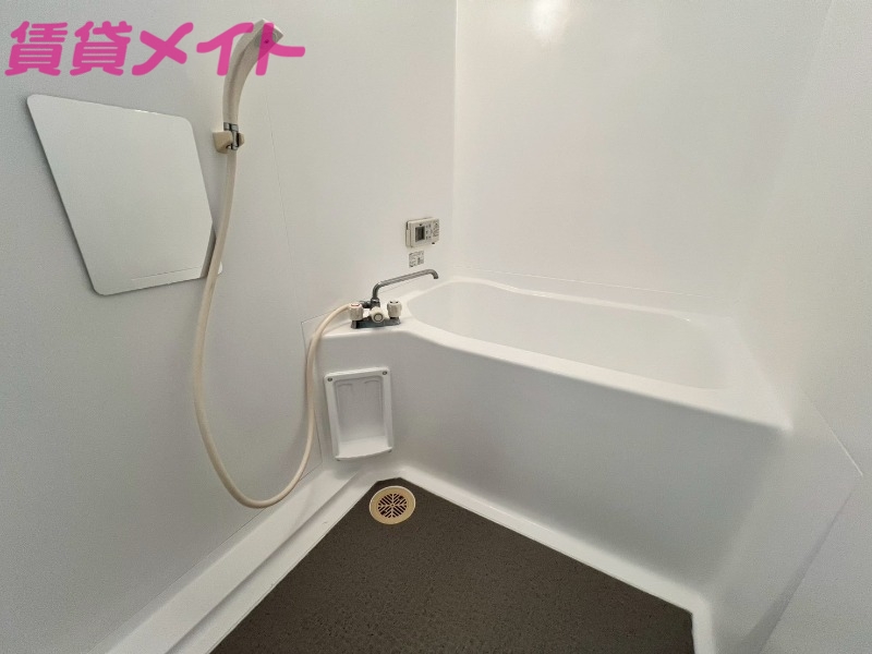 バス・シャワールーム　別部屋参考写真です